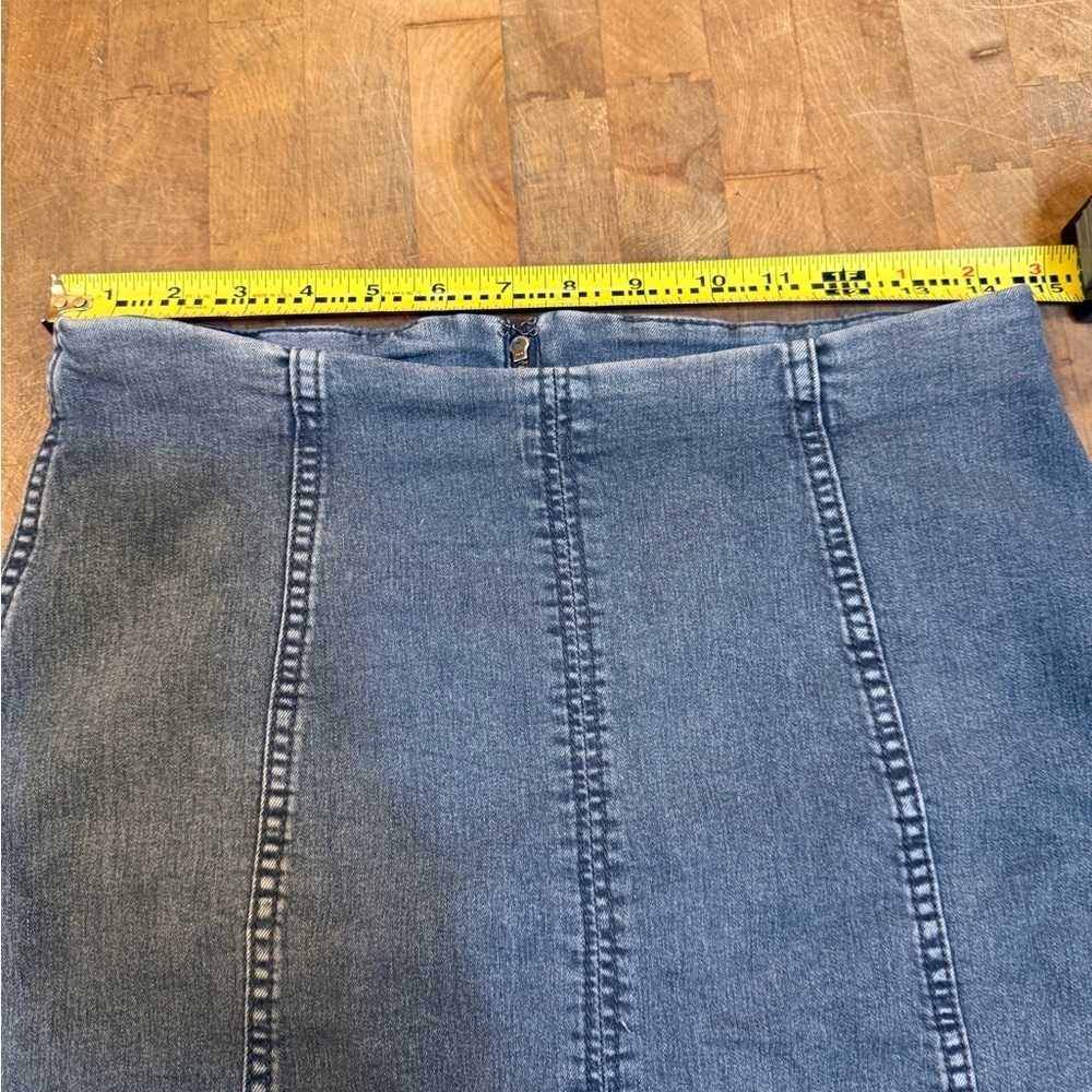 Free People Blue Denim Mini Skirt Women’s Sz 12 Y2K - Picture 5 of 12